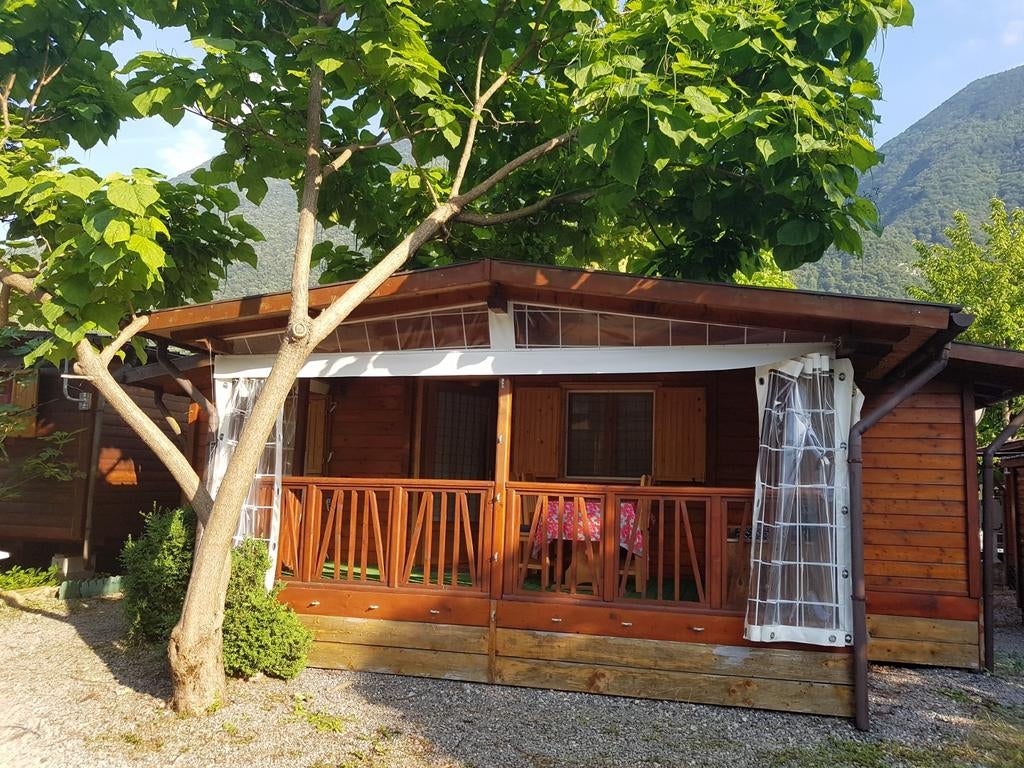 Italië, Porlezza, Lugano meer,  met airco, Speeltuin, Lombardije en Merengebied, Aan meer of rivier, Eigenaar