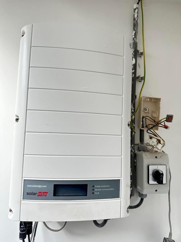 10 Gebruikte Panasonic Zonnepanelen 240W + Omvormer, Ophalen of Verzenden, Gebruikt, Paneel, 200 wattpiek of meer