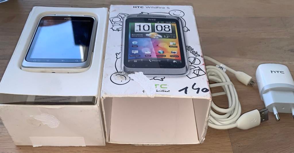 Oude HTC Telefoons - Klassieker, Gebruikt, Ophalen of Verzenden, Minder dan 3 megapixel, Klassiek of Candybar