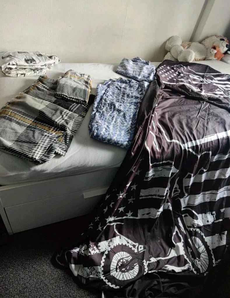 Stoere Dekbedovertrekken!, Ophalen of Verzenden, Zo goed als nieuw, Minder dan 70 cm