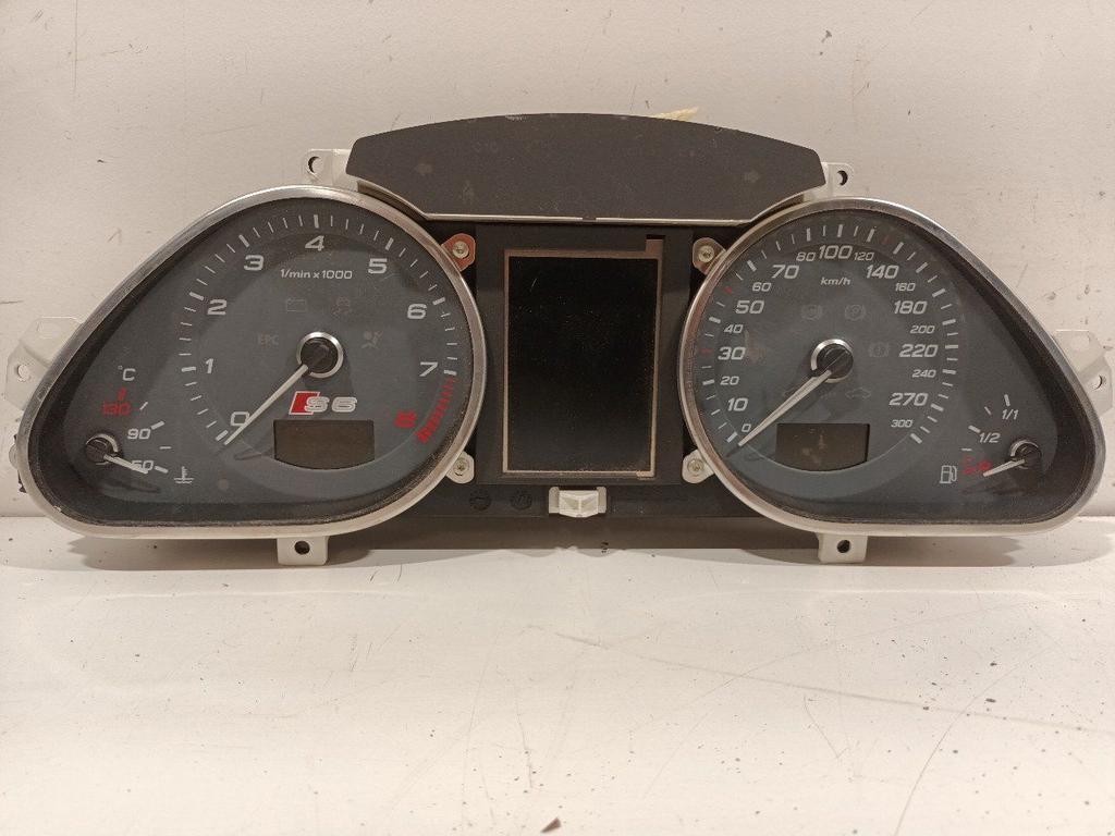 Cockpit Audi S6, Onderdelen@venauto.nl, Van der Ven Autorecycling B.V., Gebruikt, Ettenseweg 76, 4706 PB Roosendaal, The Netherlands