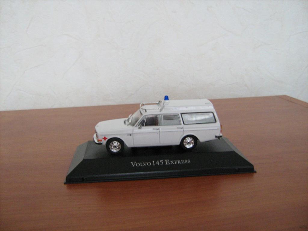 Volvo 145 Express Ambulance,  wit, Atlas, nieuw in doos 1:43, Ophalen of Verzenden, Nieuw, Auto, Overige merken