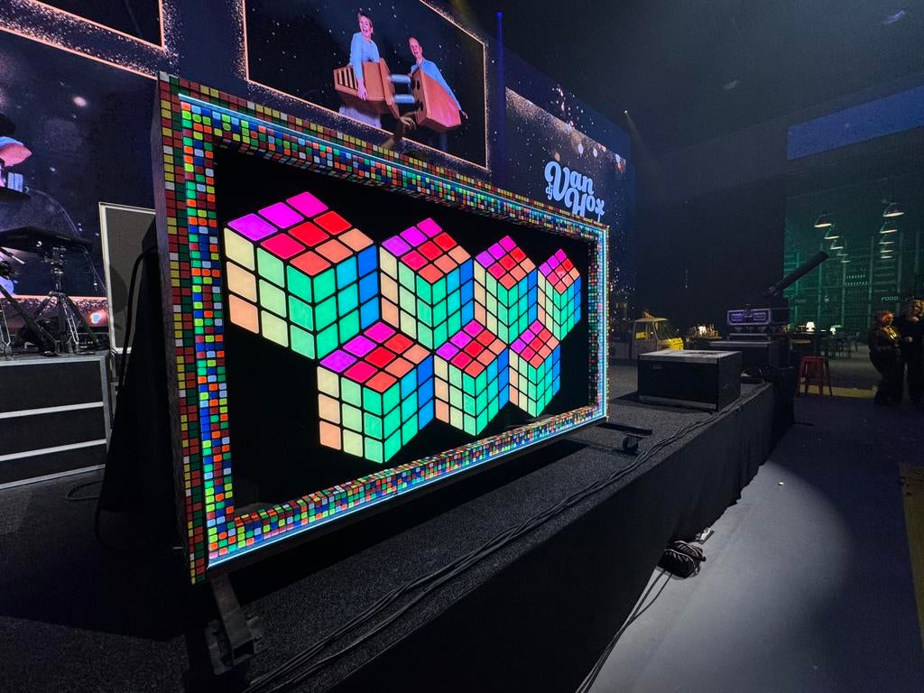 Eighties Retro 3D LED kubussen DJ Booth te huur, Muziek en Instrumenten, Dj-sets en Draaitafels, Ophalen, Nieuw, Overige merken