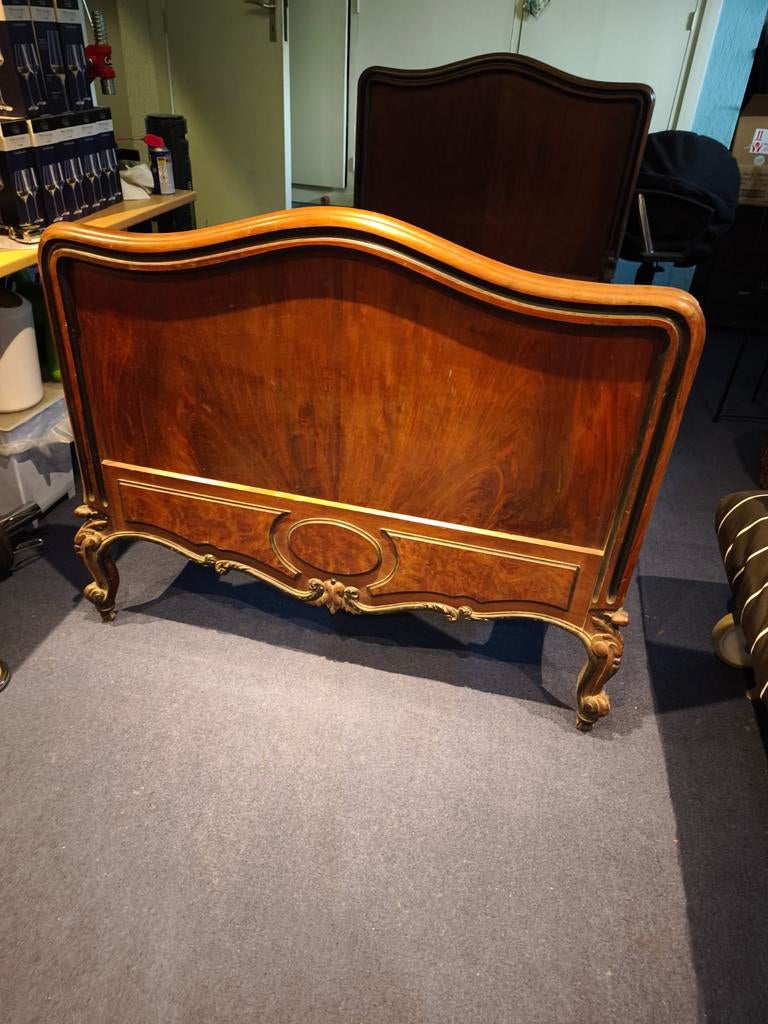 Antiek Houten Bedframe uit circa 1850, Antiek en Kunst, Antiek | Meubels | Bedden, Ophalen