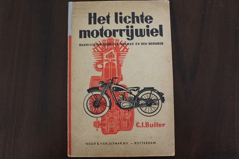 het Lichte Motorrijwiel  door J.C. Buiter 1943, Boeken, Motoren, Gelezen, Ophalen of Verzenden