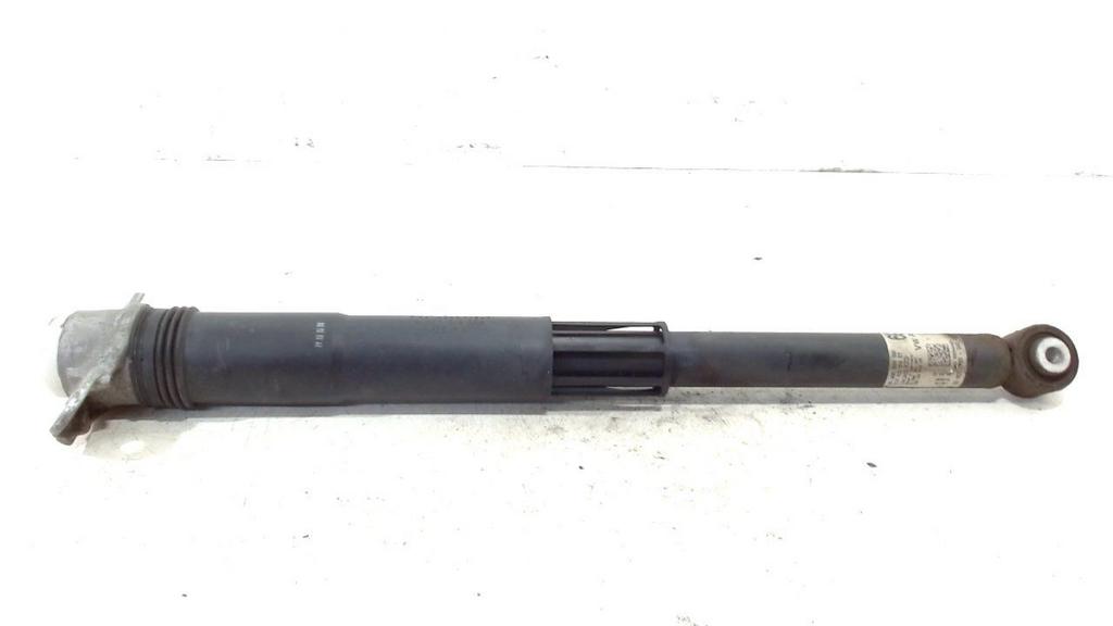 Schokbreker rechts achter Volkswagen Golf, Onderdelen@venauto.nl, Van der Ven Autorecycling B.V., Gebruikt, Ettenseweg 76, 4706 PB Roosendaal, The Netherlands