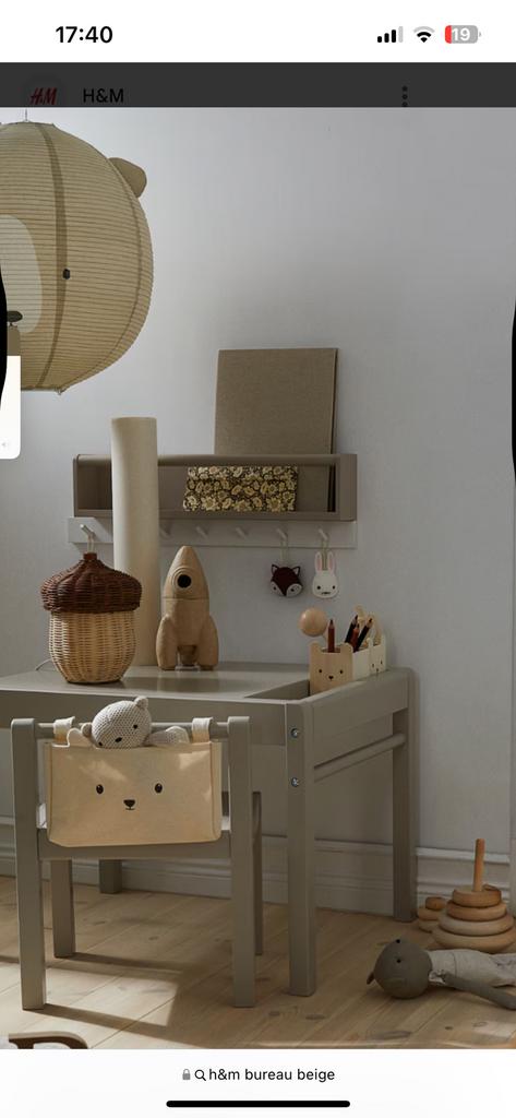 Bureau h&m met stoel kind beige, Ophalen, Zo goed als nieuw, Tafel(s) en Stoel(en)