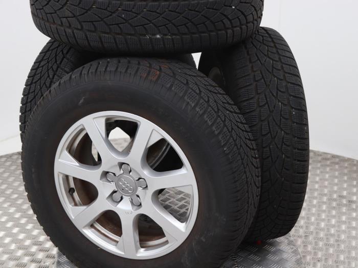 Sportvelgenset + winterbanden van een Audi Q5 (Q5 08-), 12 maanden garantie, Gebruikt, -, -