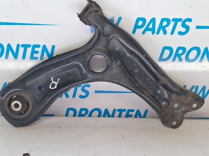 Draagarm rechts-voor van een Skoda Fabia, Gebruikt, -, Verzenden, -