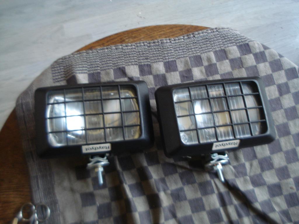 Oldtimer 2 Verstralers met Roosters merk Raydyot 18 cm breed, Auto-onderdelen, Verlichting, Ophalen of Verzenden, Nieuw