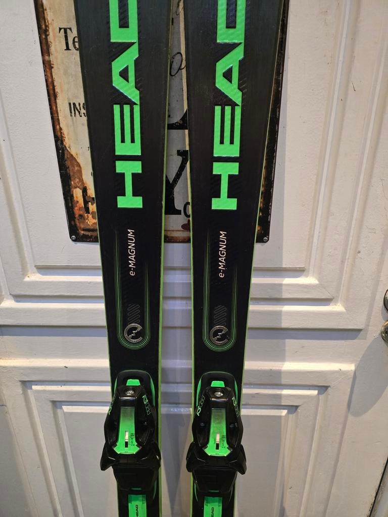 156cm HEAD E MAGNUM WORLDCUP SW 24/25 NP1000€, 140 tot 160 cm, Ophalen of Verzenden, Zo goed als nieuw, Carve