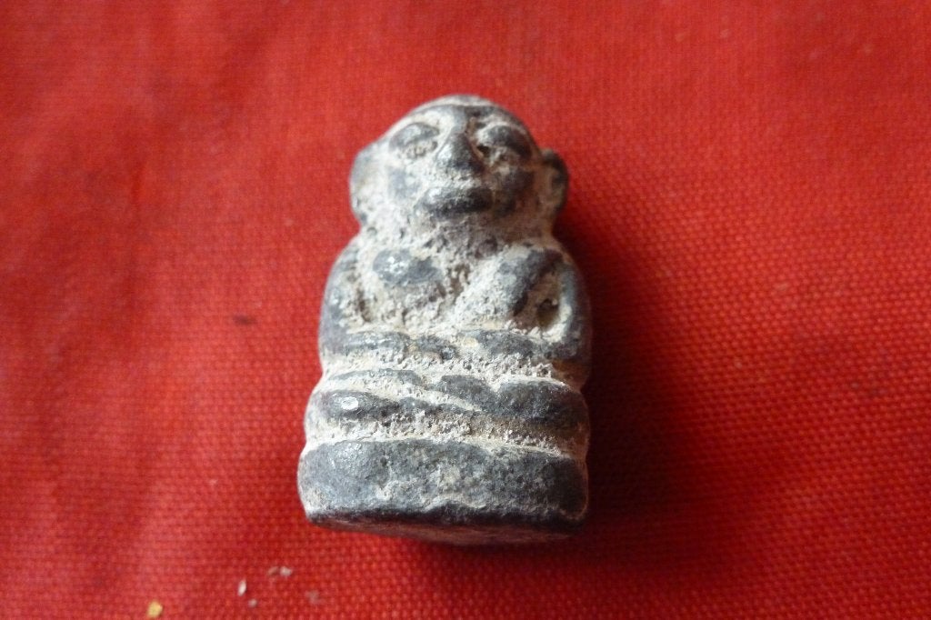 Thaise amulet - kleine oude Boeddha brons 2,3 cm 21 gram, Sieraden, Tassen en Uiterlijk, Kettinghangers, Overige materialen, Gebruikt