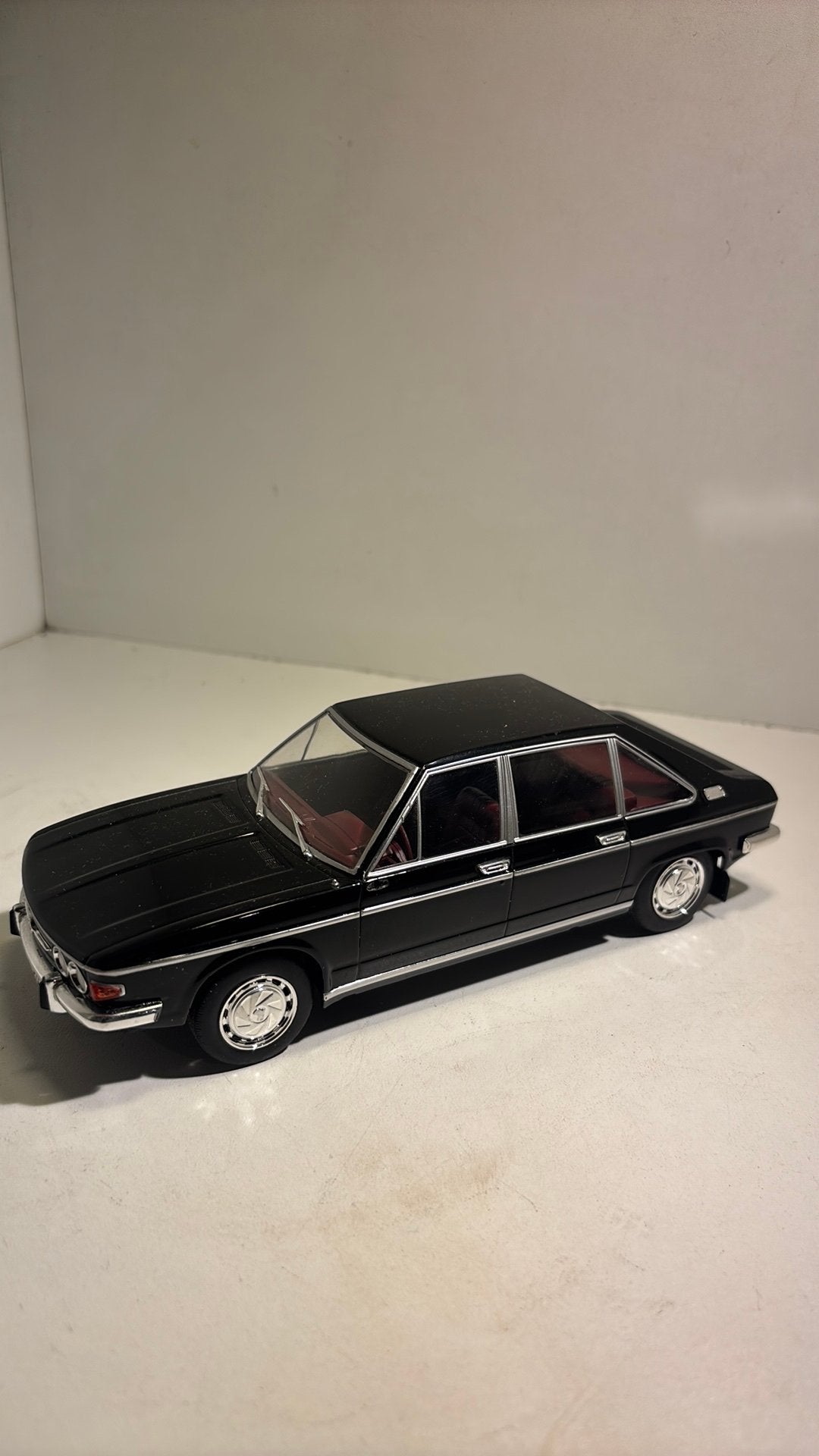 Tatra 613 whitebox 1.24, Overige merken, Ophalen of Verzenden, A, A