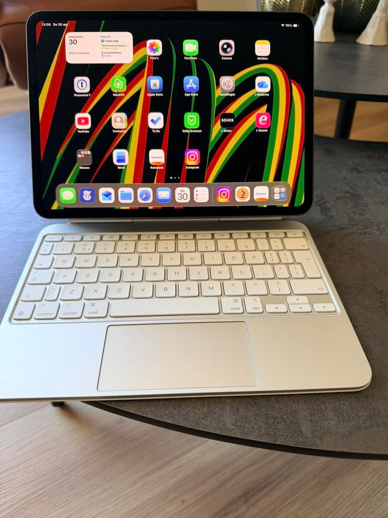 Prachtige zgan Apple Magic Keyboard IPad Pro 11 inch, 11 inch, Bescherming voor- en achterkant, Ophalen of Verzenden, Zo goed als nieuw