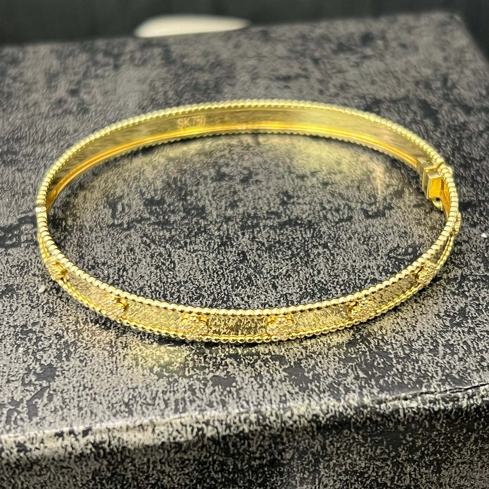 18 karaat gouden armband prachtig model, Ophalen of Verzenden, Nieuw, Goud