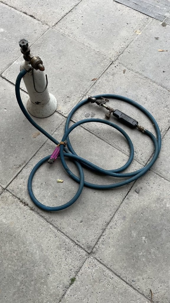 Vintage Sievert gasbrander met slang, regelaar en gasfles, Ophalen, Gebruikt