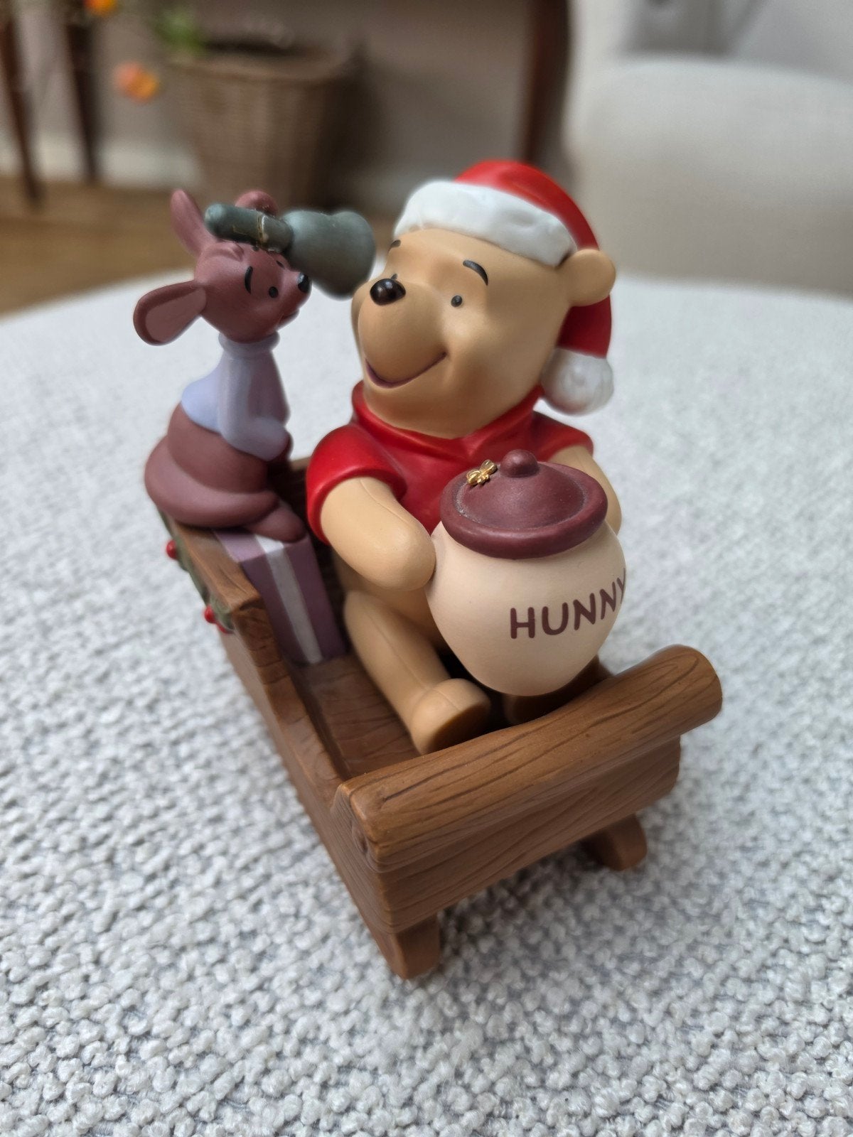 Disney Winnie de Poeh en Roe Kerstbeeldje, Ophalen of Verzenden, Winnie de Poeh of vrienden, Zo goed als nieuw, Beeldje of Figuurtje