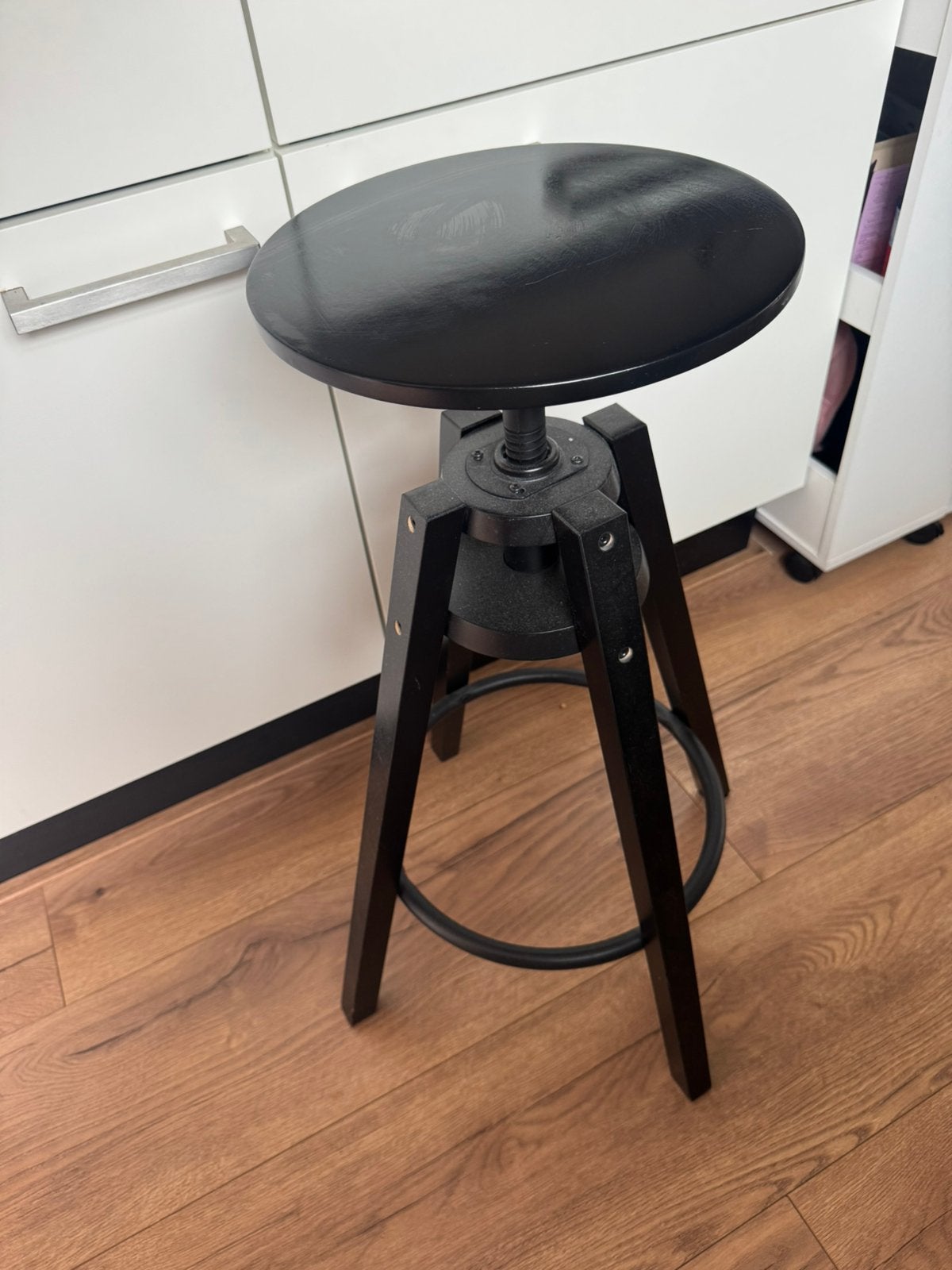IKEA Kruk, Ophalen, In hoogte verstelbaar, Zo goed als nieuw, 1 kruk