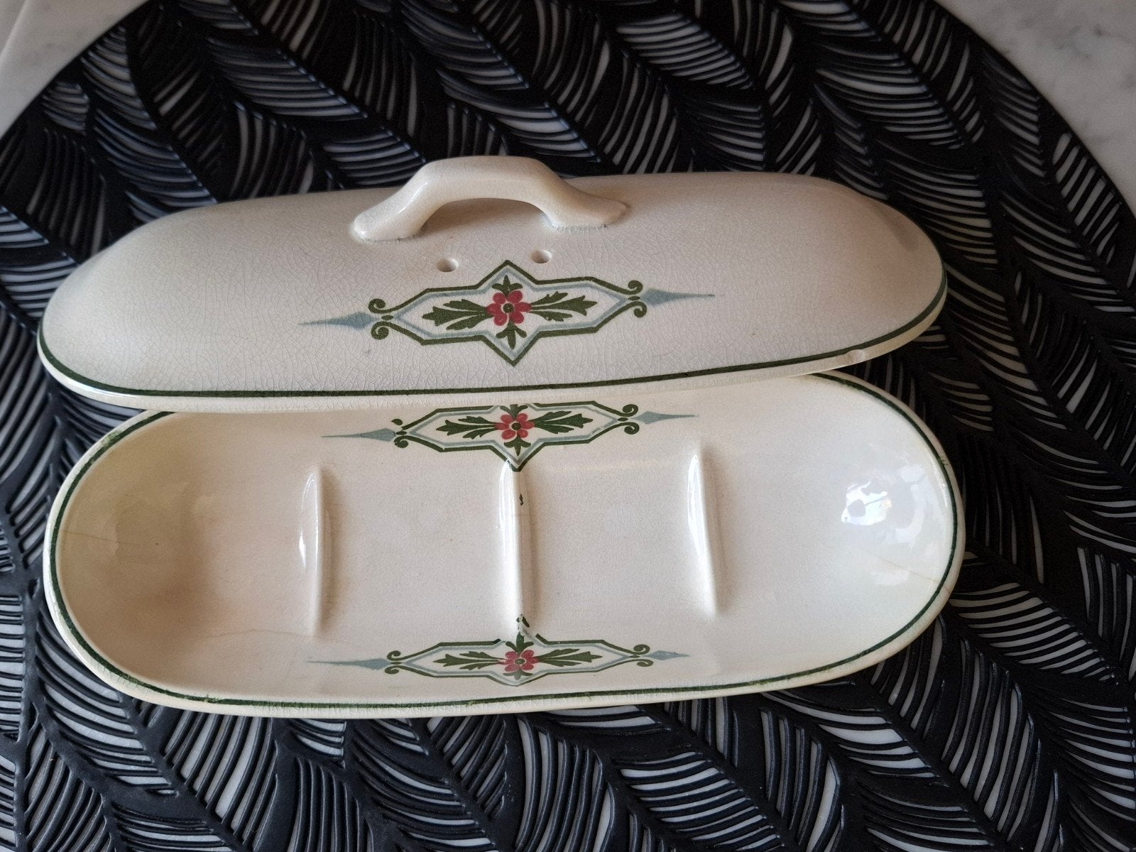 Antieke Villeroy & BochTandenborsteldoos, Ophalen of Verzenden