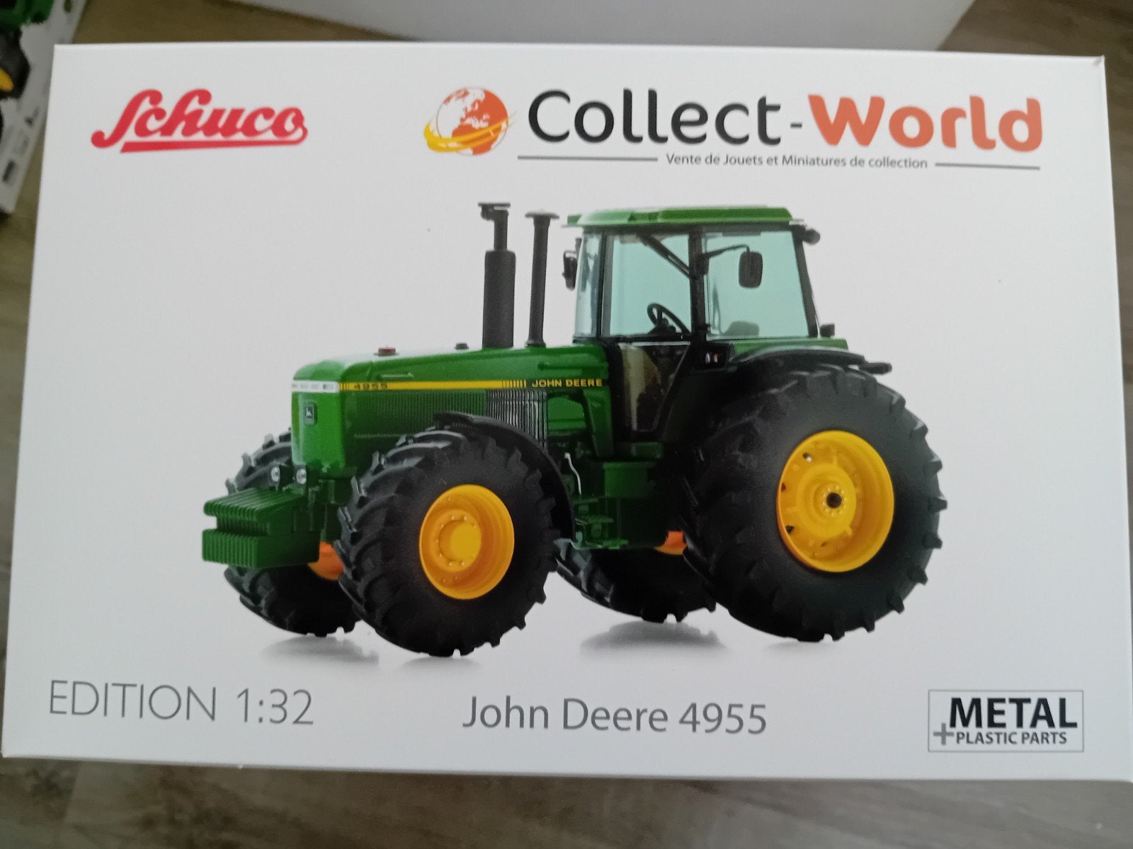 John deere 4955 schuco gelimteerd, Hobby en Vrije tijd, Modelauto's | 1:32, Ophalen of Verzenden, Nieuw, Tractor of Landbouw, Schuco