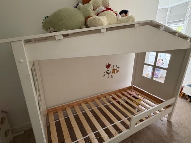 Houten Bed huisje kind, Ophalen, 85 tot 100 cm, Gebruikt, Lattenbodem