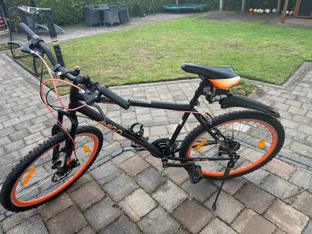 Amigo Next Level Mountainbike - Zwart/Oranje, Ophalen, Gebruikt, Schijfrem, 20 inch of meer
