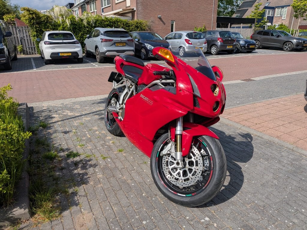 Ducati 999 Biposto (Nieuwe riemen & banden), Motoren, 2 cilinders, Sportuitlaat, Motorrijbewijs A, Gebruikt