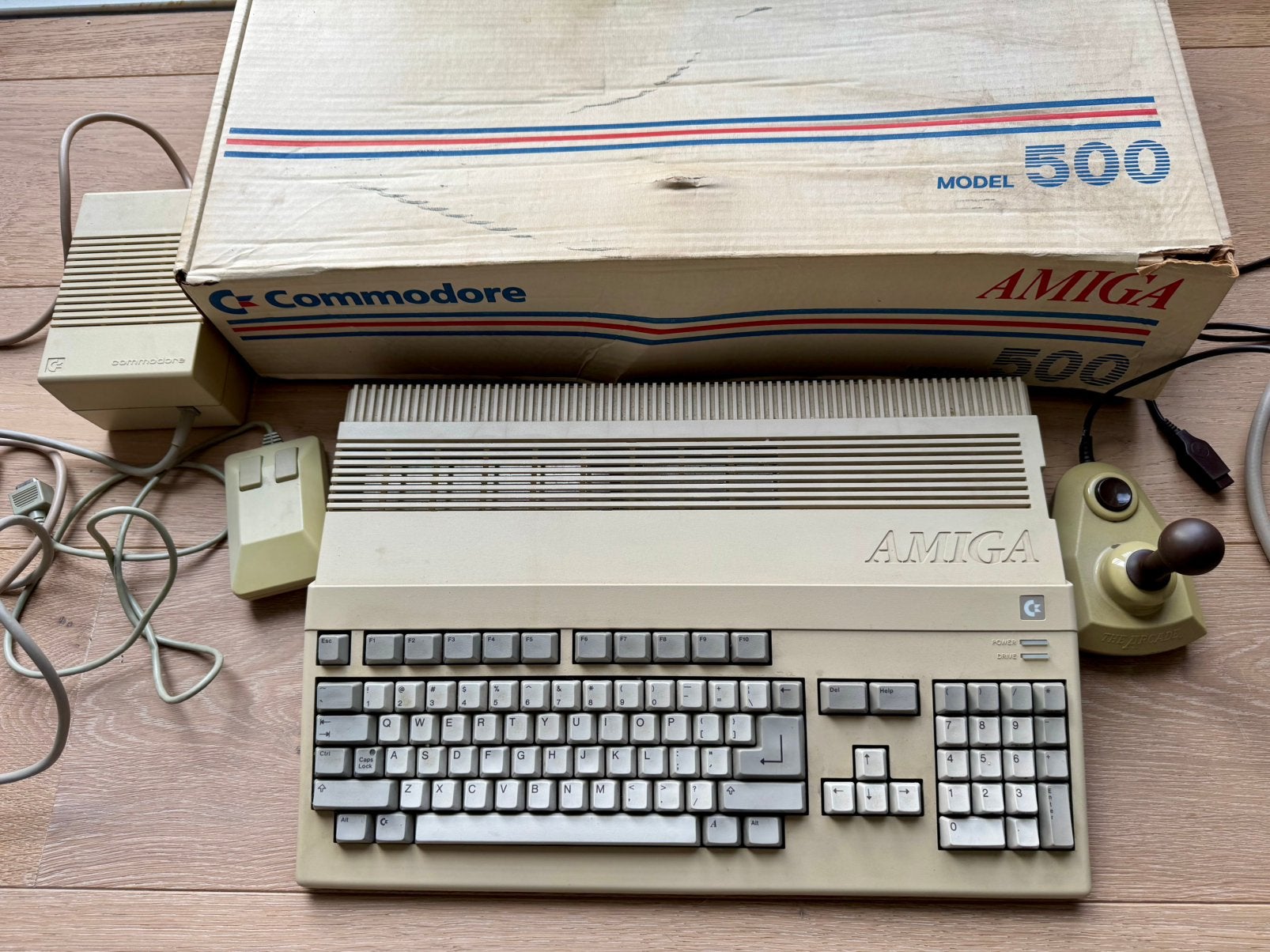 Commodore Amiga 500 in originele doos en accessoires, Computers en Software, Ophalen