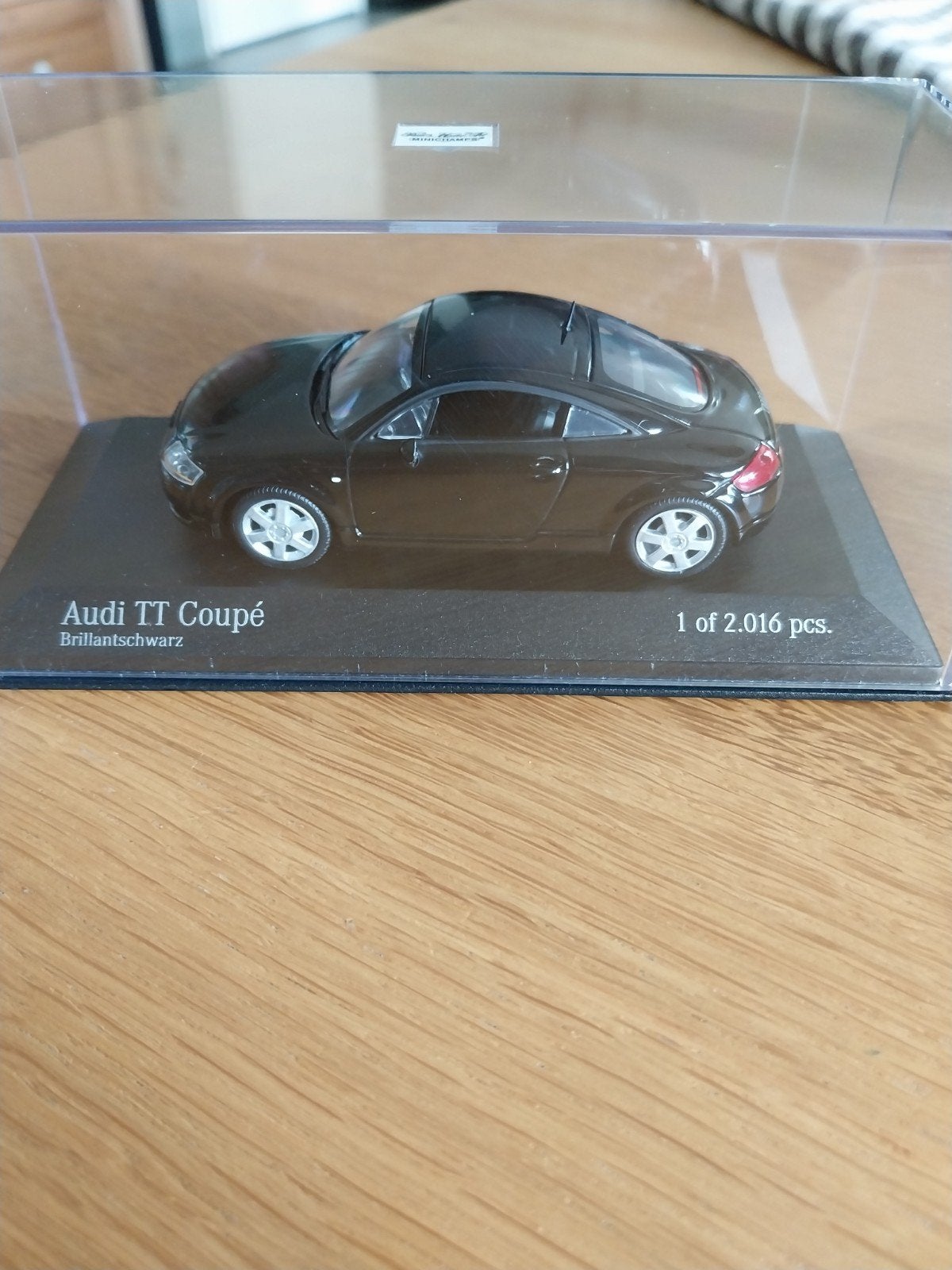 Audi TT Coupe 1:43 minichamps., Ophalen of Verzenden, Auto, MiniChamps