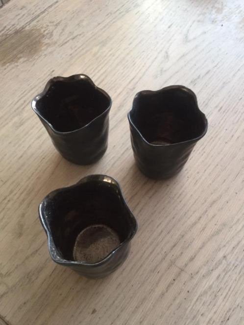3 bloempotjes zwart met goud, Overige materialen, Rond, Binnen, Ophalen of Verzenden
