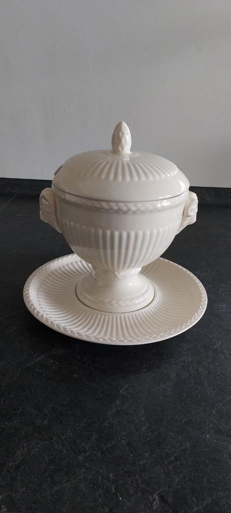 Collectors item! Splinternieuwe Wedgwood Edme saucière!, Keramiek, Nieuw, Ophalen of Verzenden, Schaal of Schalen