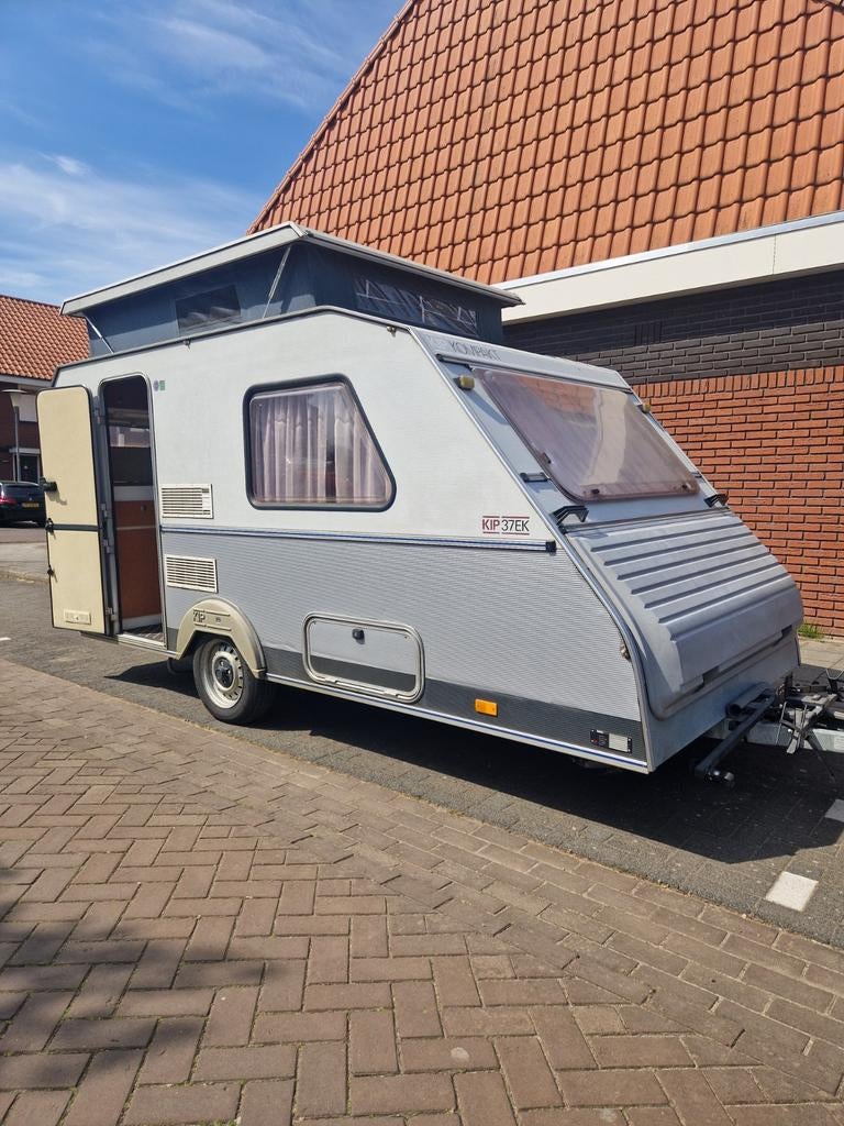 Kip Caravan EK 37 Hefdak en Grote Beurt Nieuwe Banden, Rondzit, Kip, Bedrijf, Tot en met 3