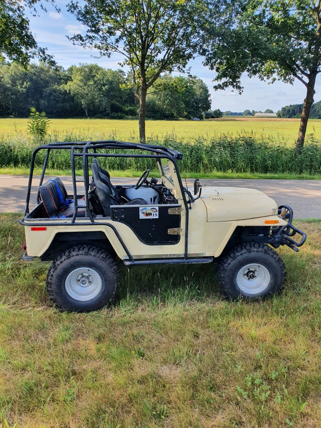 Jeep cj 5 , v8 4x4 met kenteken, foto 7