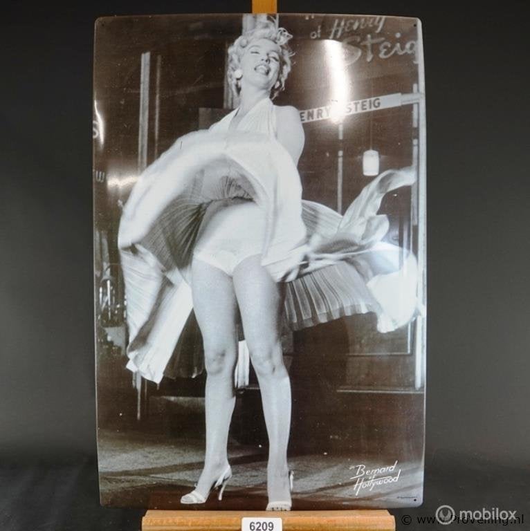 Online Veiling: Lithografie bord met Marilyn Monroe in ha...