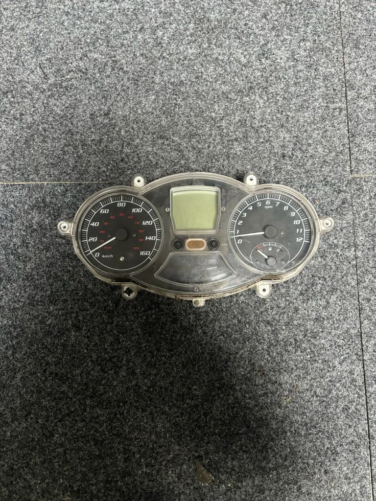 Piaggio mp3 250 300 dashboard onderdelen MP3, Ophalen of Verzenden