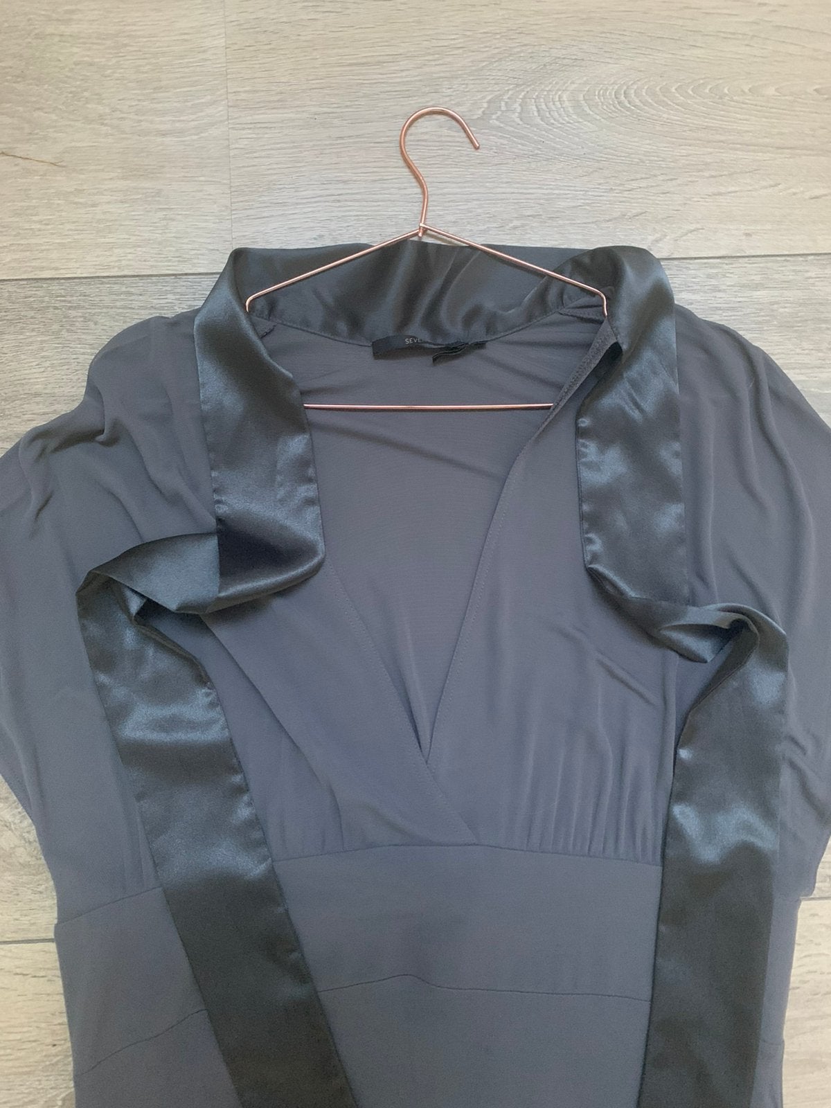 Seventy vintage design jurk M paars / grijs, Kleding | Dames, Maat 38/40 (M), Paars, Ophalen of Verzenden, Gedragen