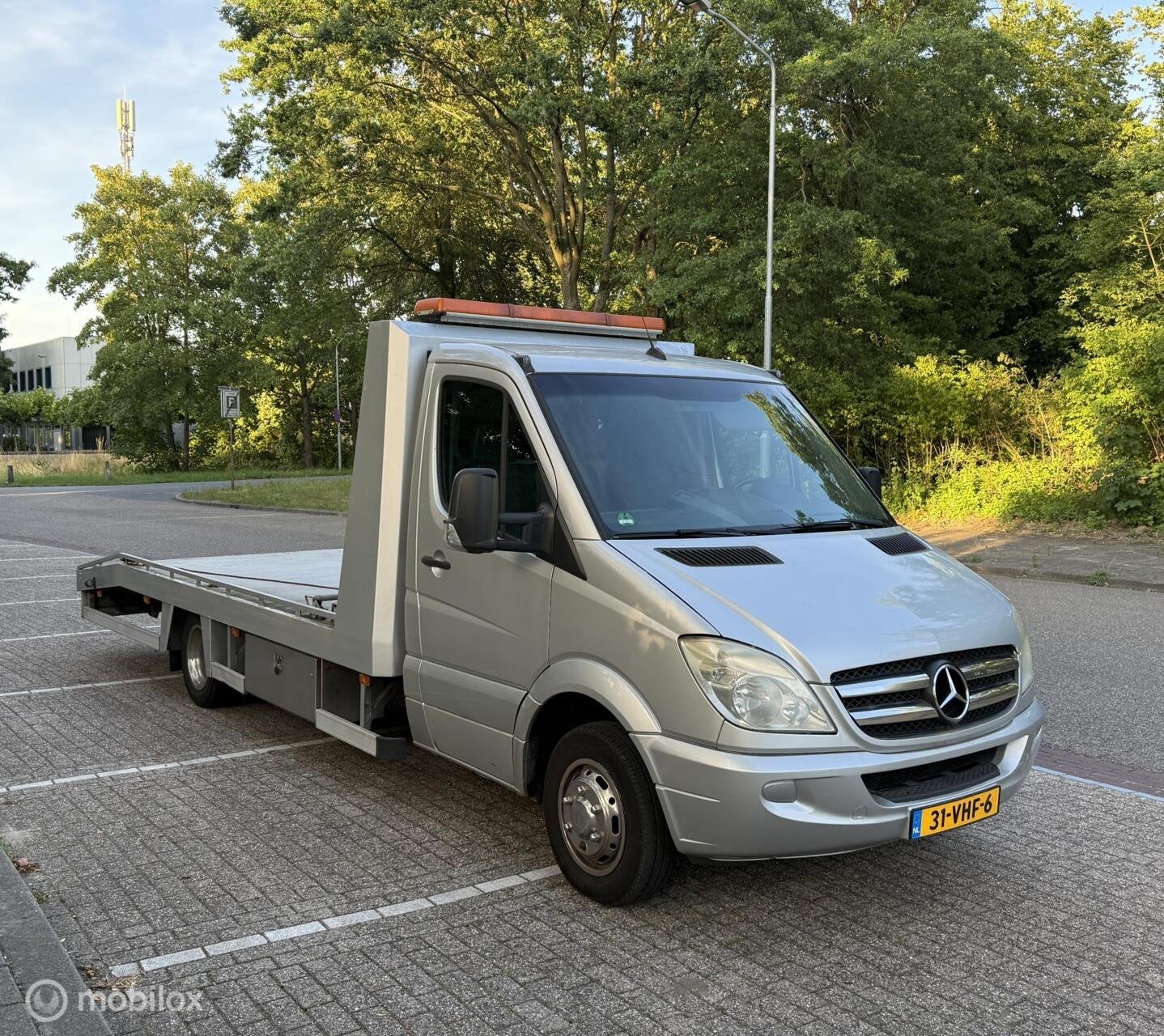 Mercedes Sprinter 3.0 CDI V6 184PK Oprijwagen Tijhof Airco, Auto's, Automaat, Stof, Gebruikt, Zwart