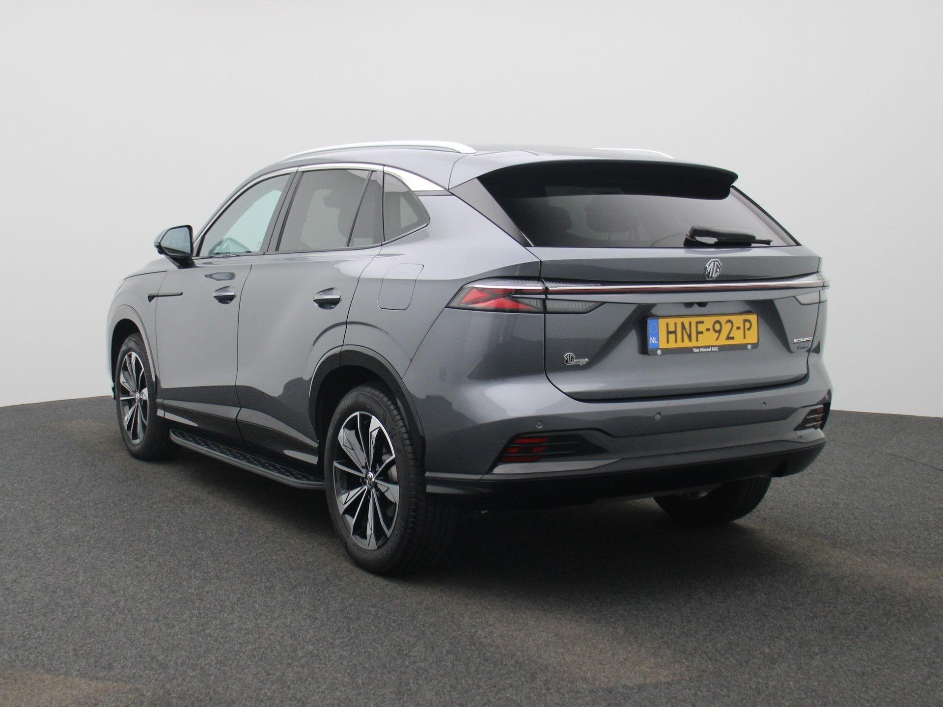 MG HS PHEV 1.5 272pk Aut. Luxury | 100km Electrisch | Navi |, Auto's, 12 maanden, Stof, Gebruikt, 4 cilinders