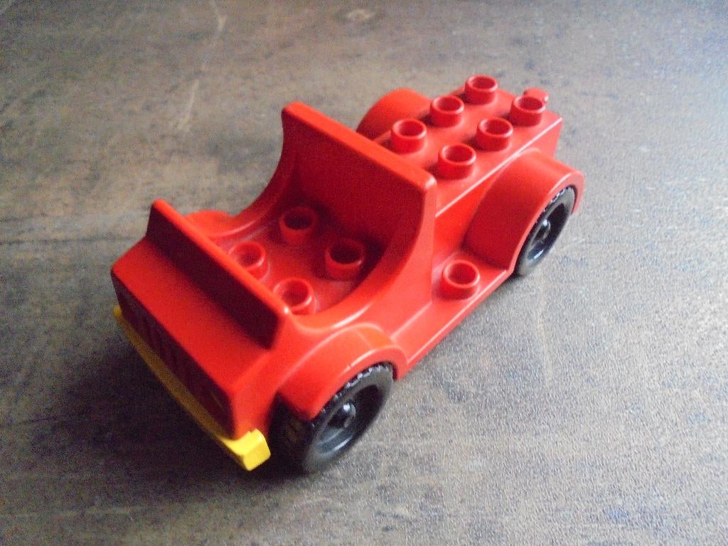 Lego Duplo Car with 2x4 Studs & Running Boards (ziefoto's)10, Ophalen of Verzenden, Gebruikt, Losse stenen, Duplo
