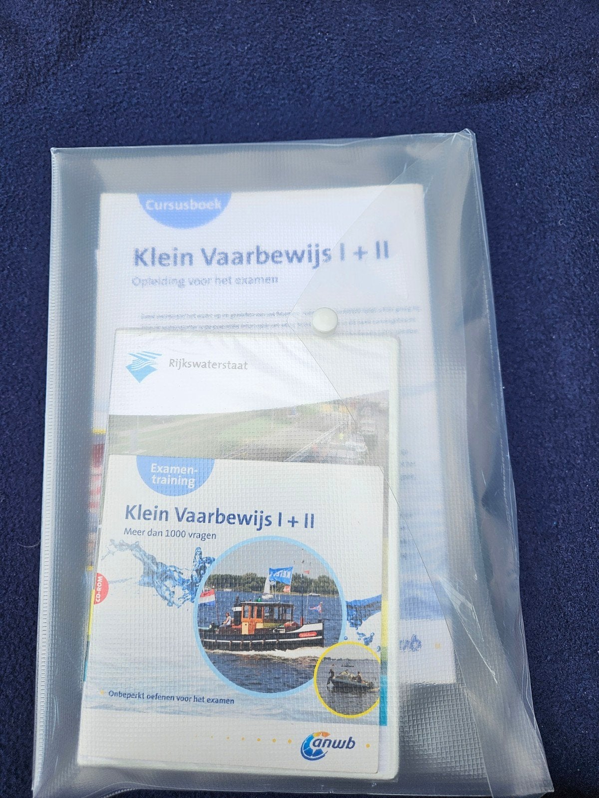 ANWB Klein Vaarbewijs I + II Cursusboek & Examentraining CD, Ophalen of Verzenden, Nieuw, Overige niveaus, ANWB / Rijkswaterstaat