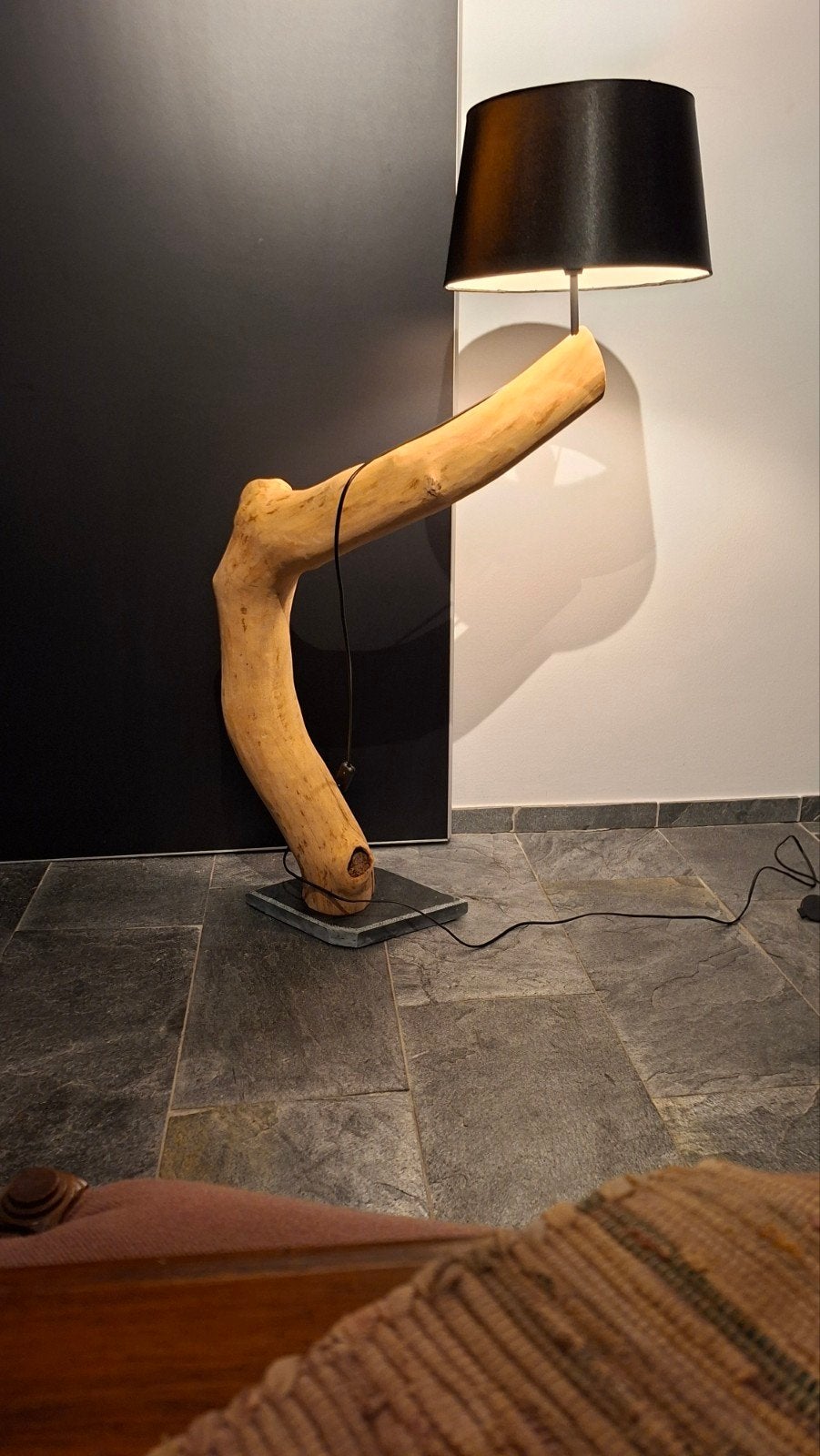 Sierlijke lamp, Ophalen