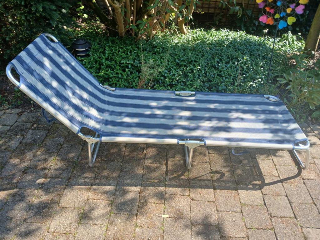 Inklapbaar bed voor logees, tuin, balkon of camping 2 stuks, Ophalen of Verzenden