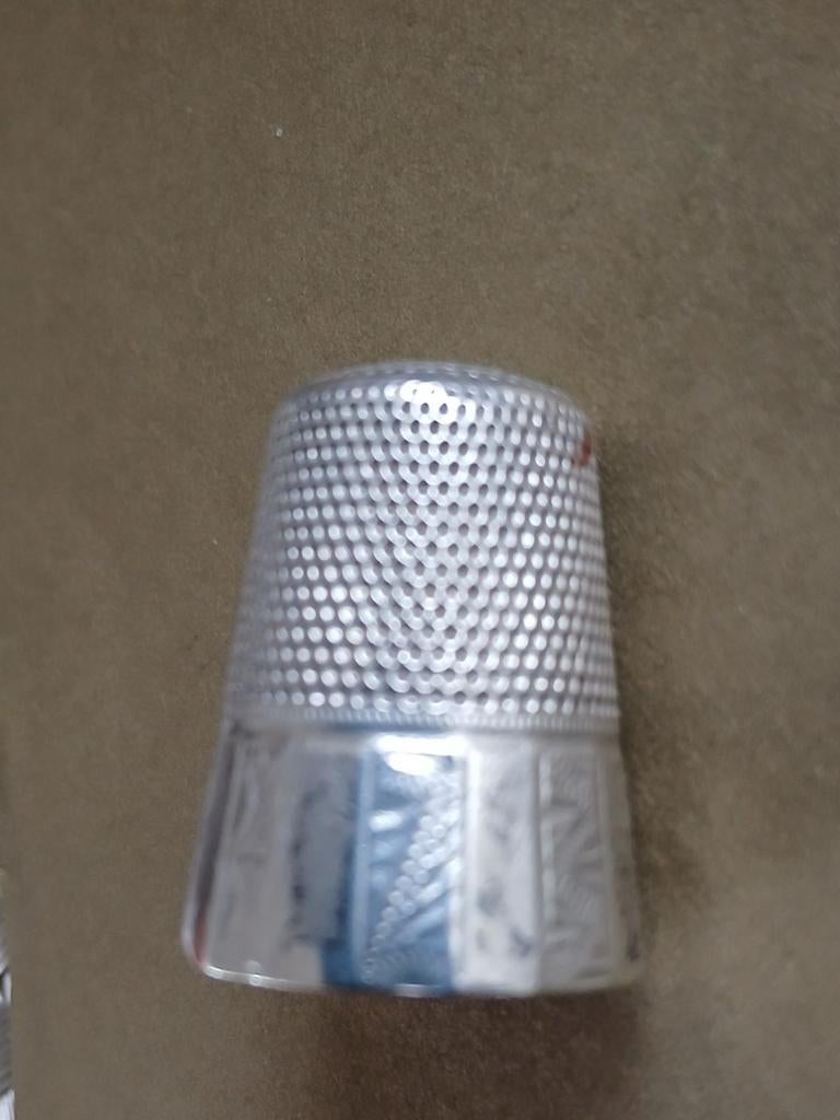 Vingerhoed zilver oud, Antiek en Kunst, Ophalen of Verzenden, Zilver