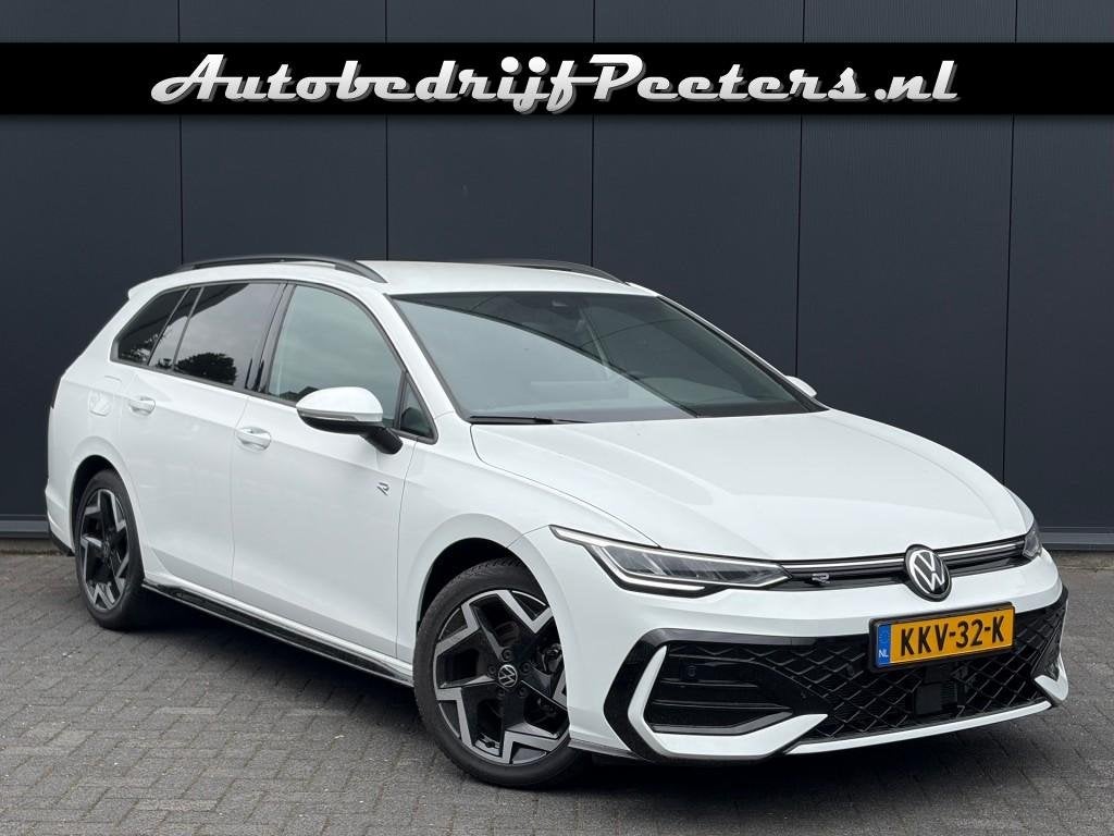 Volkswagen GOLF Variant 1.5 TSI 150pk R-Line DSG ACC V-Cockp, 4 cilinders, 150 pk, 1337 kg, Wit