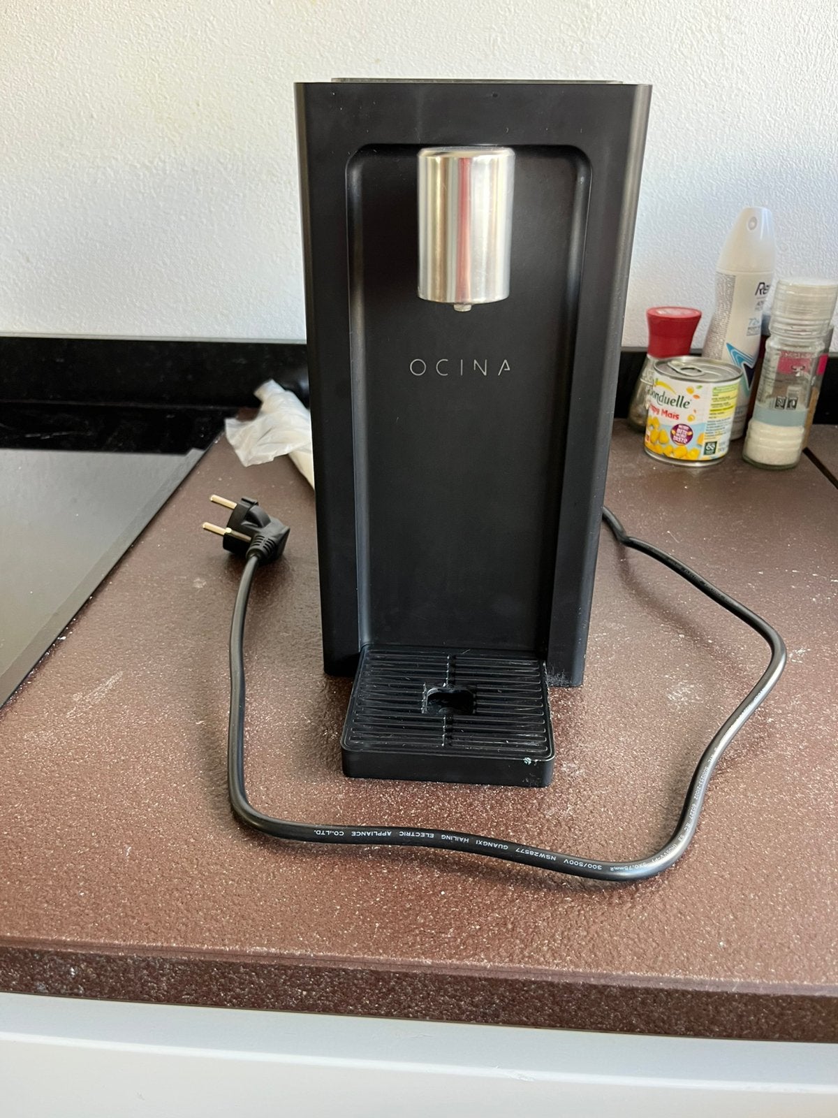 Waterdispenser, Ophalen, Gebruikt
