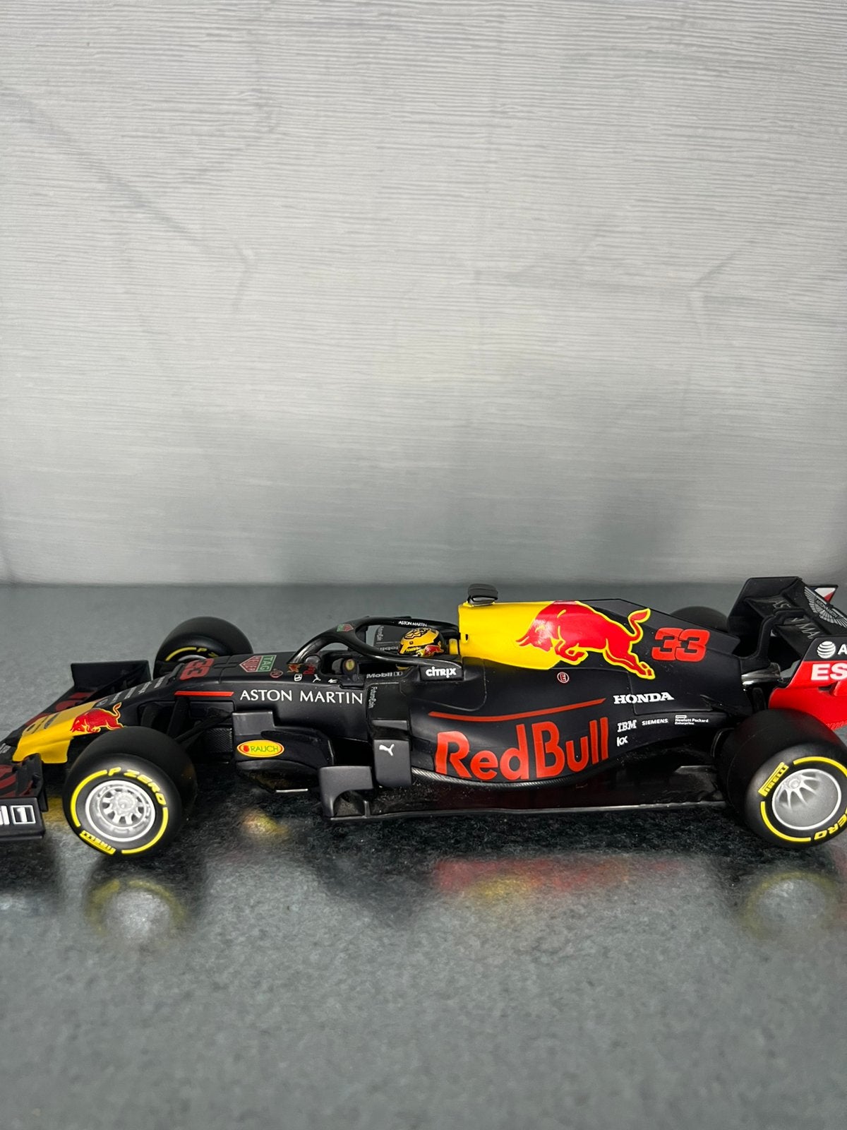 F1 Auto Max Verstappen RB15 schaal 1:24, Hobby en Vrije tijd, Ophalen of Verzenden, Zo goed als nieuw, Auto, Overige merken