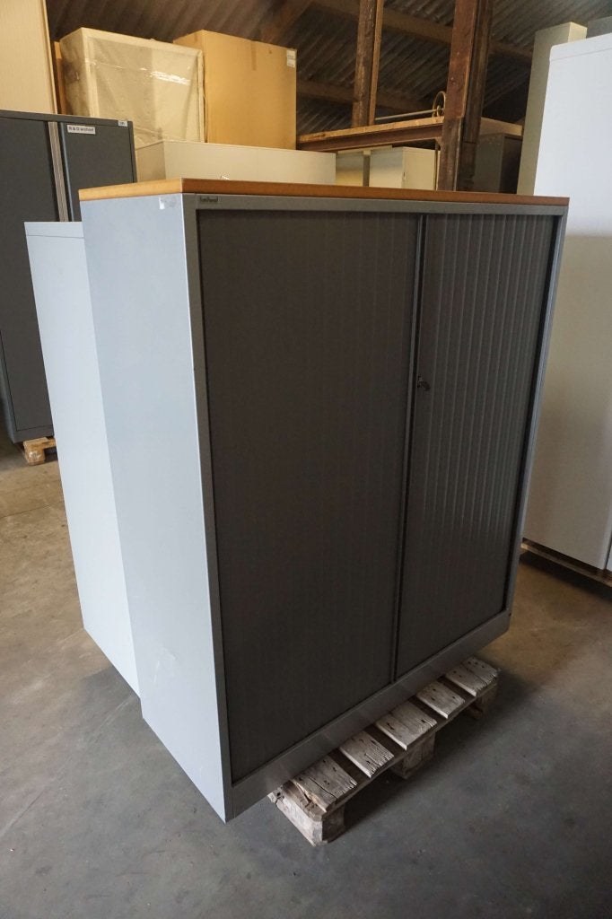 Ahrend archiefkast roldeurkast kantoorkast dossierkast kast, Huis en Inrichting, 100 tot 150 cm, 100 tot 150 cm, Niet ingevuld
