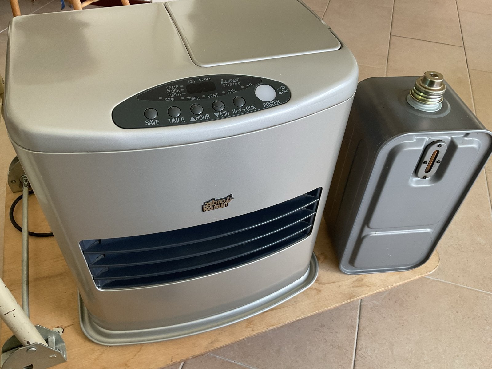 Zibro Kamin Laser SRE166 petroleumkachel met extra olie tank, Ophalen, Gebruikt, Overige brandstoffen, Petroleumkachel