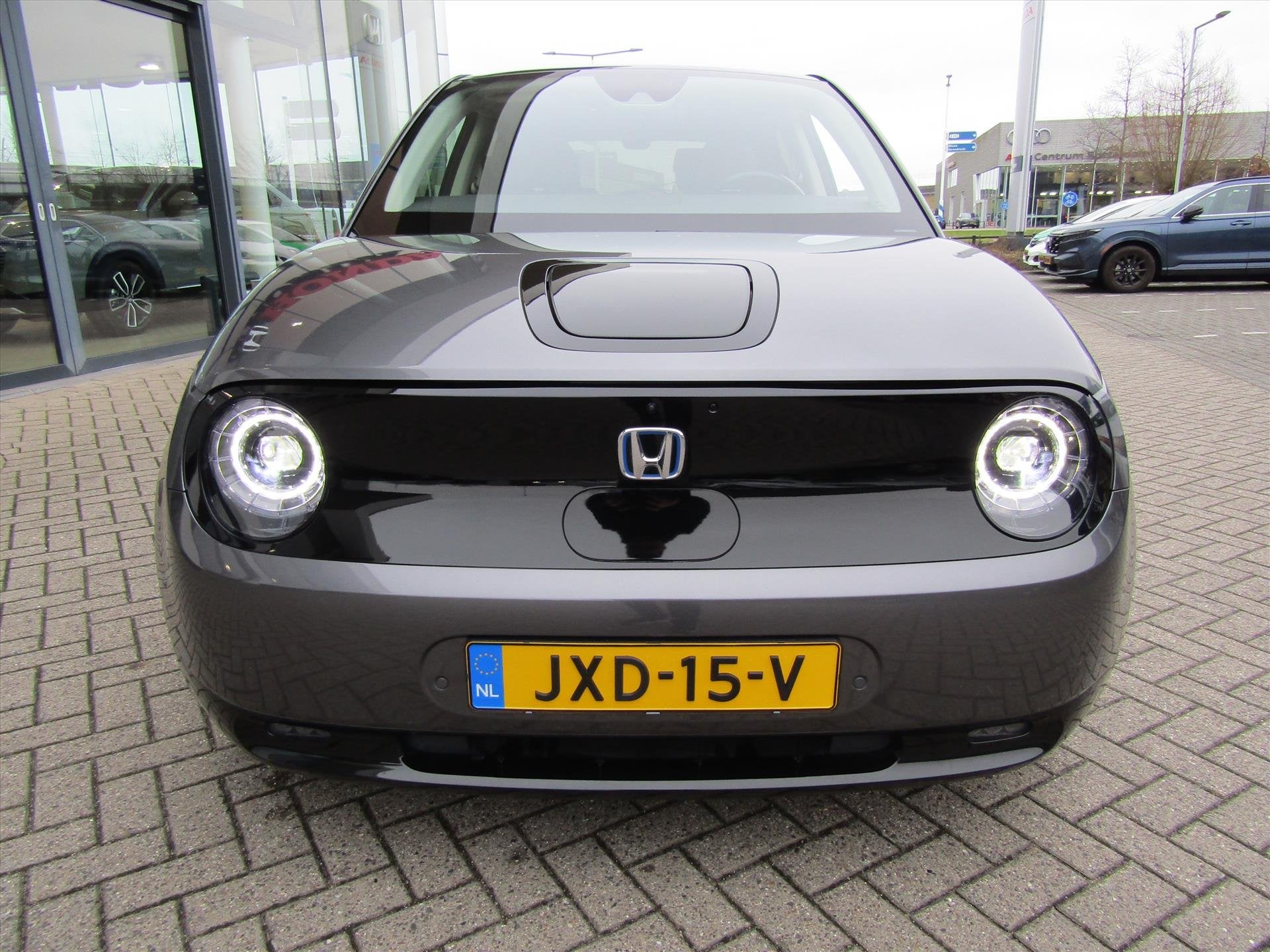 Honda e
