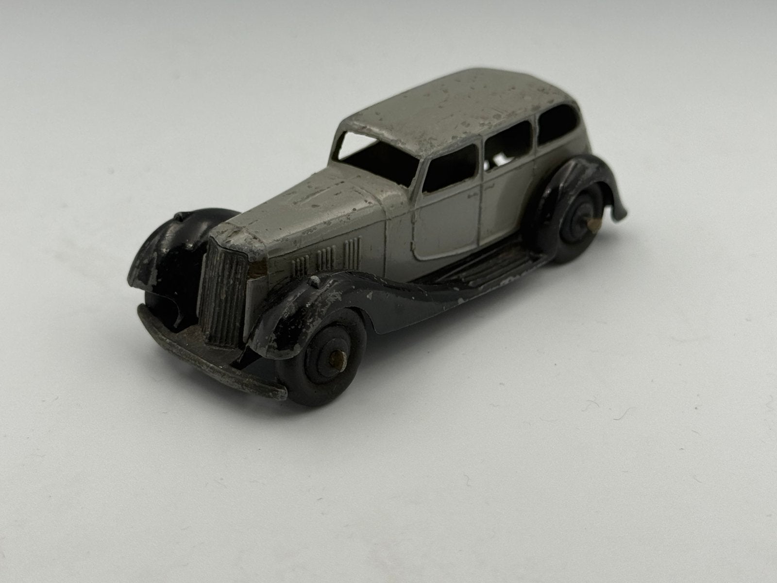 Dinky Toys Vauxhall nr 30d uit 1937, Ophalen of Verzenden, Zo goed als nieuw, Auto, Dinky Toys